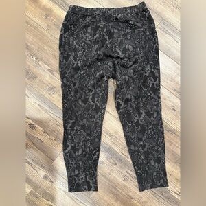 Anthropologie/Sanctuary Snake Print Leggings